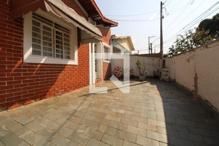 Casa à venda com 259m², 3 quartos e 3 vagas Casa à venda com 259m², 3 quartos e 3 vagasÁrea Externa