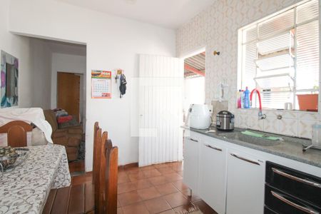 Casa à venda com 259m², 3 quartos e 3 vagas Casa à venda com 259m², 3 quartos e 3 vagasCasa 2 - Cozinha