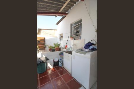 Casa à venda com 259m², 3 quartos e 3 vagas Casa à venda com 259m², 3 quartos e 3 vagasCasa 2 - Área de Serviço