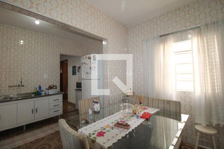 Casa à venda com 259m², 3 quartos e 3 vagas Casa à venda com 259m², 3 quartos e 3 vagasCozinha