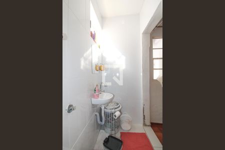 Casa à venda com 259m², 3 quartos e 3 vagas Casa à venda com 259m², 3 quartos e 3 vagasCasa 2 - Banheiro