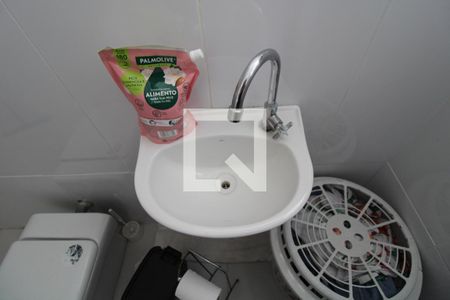 Casa à venda com 259m², 3 quartos e 3 vagas Casa à venda com 259m², 3 quartos e 3 vagasCasa 2 - Banheiro