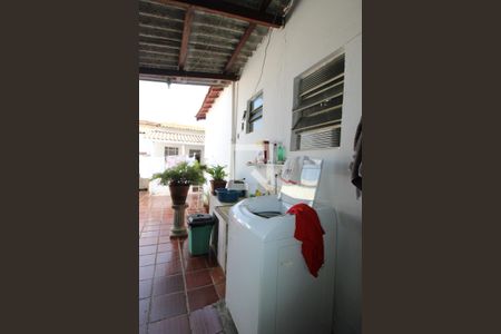 Casa à venda com 259m², 3 quartos e 3 vagas Casa à venda com 259m², 3 quartos e 3 vagasÁrea de Serviço