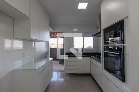 Apartamento para alugar com 83m², 2 quartos e 1 vaga Apartamento para alugar com 83m², 2 quartos e 1 vagaCozinha