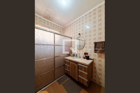 Casa à venda com 198m², 2 quartos e 4 vagasBanheiro