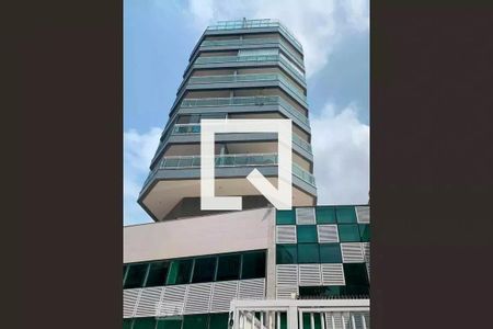 Apartamento à venda com 120m², 2 quartos e 2 vagasFachada