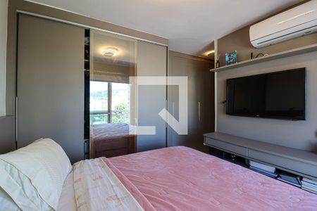 Apartamento à venda com 120m², 2 quartos e 2 vagasQuarto Suite