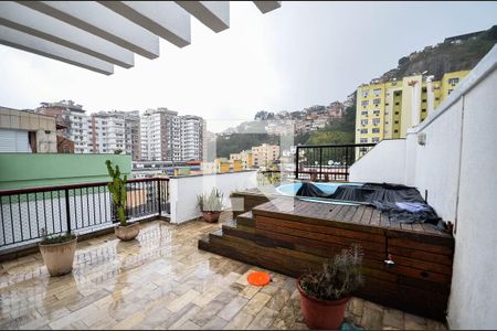 Apartamento à venda com 145m², 2 quartos e 2 vagasTerraço