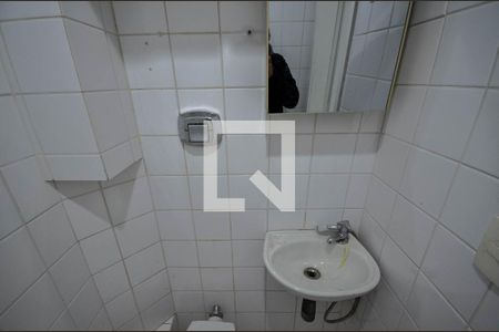 Apartamento à venda com 145m², 2 quartos e 2 vagasBanheiro de Serviço