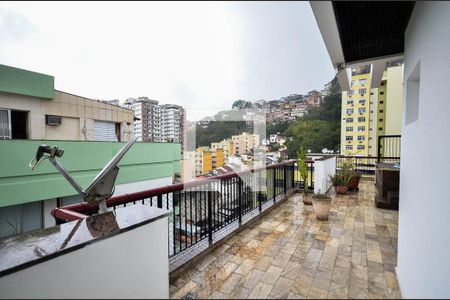 Apartamento à venda com 145m², 2 quartos e 2 vagasTerraço