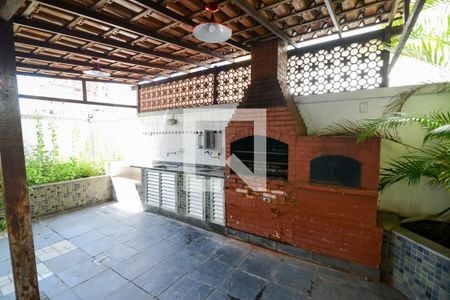 Apartamento à venda com 145m², 2 quartos e 2 vagasÁrea comum - Churrasqueira