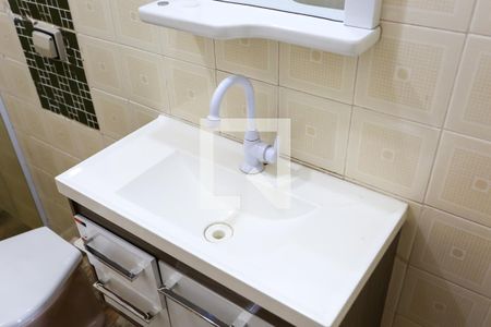 Casa à venda com 80m², 3 quartos e 1 vagaBanheiro