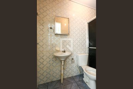 Casa à venda com 80m², 3 quartos e 1 vagaBanheiro 2