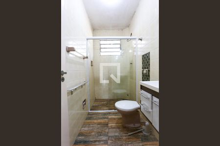 Casa à venda com 80m², 3 quartos e 1 vagaBanheiro