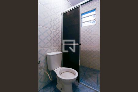 Casa à venda com 80m², 3 quartos e 1 vagaBanheiro 2