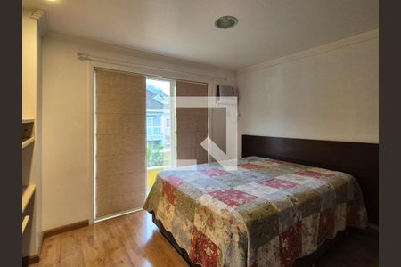 Casa de condomínio à venda com 170m², 4 quartos e 2 vagasSuíte 3