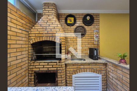 Casa de condomínio à venda com 170m², 4 quartos e 2 vagasÁrea gourmet