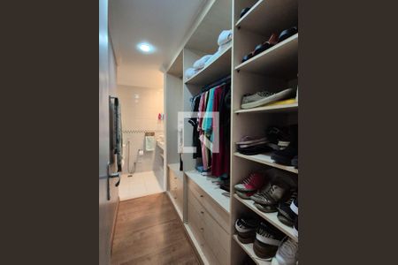 Casa de condomínio à venda com 170m², 4 quartos e 2 vagasCloset da suíte 3