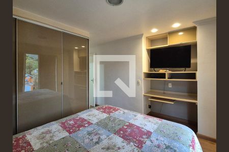 Casa de condomínio à venda com 170m², 4 quartos e 2 vagasSuíte 3