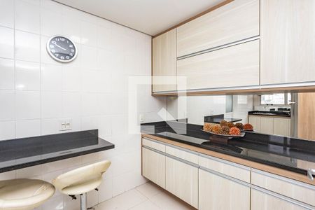 Apartamento à venda com 110m², 3 quartos e 2 vagasCozinha