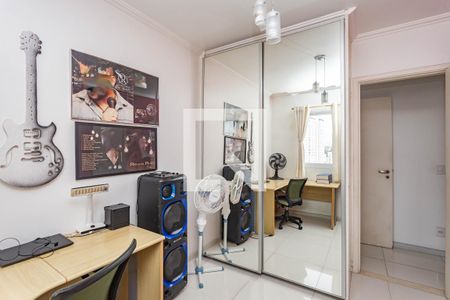 Apartamento à venda com 110m², 3 quartos e 2 vagasQuarto 2