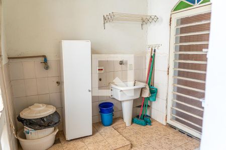 Casa à venda com 286m², 4 quartos e 4 vagasÁrea de Serviço