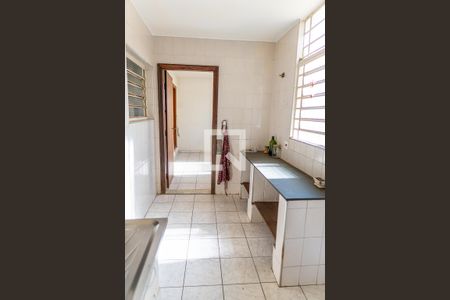 Casa à venda com 286m², 4 quartos e 4 vagasCozinha