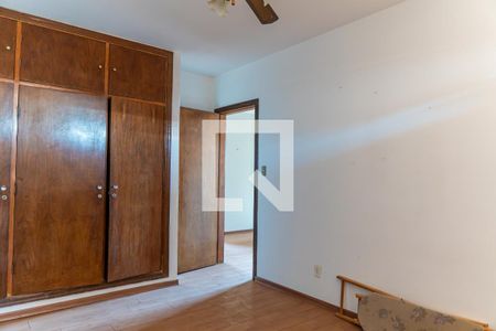 Casa à venda com 286m², 4 quartos e 4 vagasQuarto 2