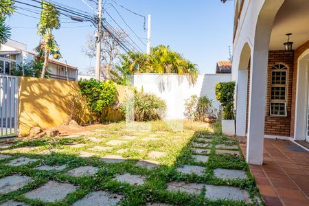 Casa à venda com 286m², 4 quartos e 4 vagasGaragem