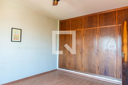 Casa à venda com 286m², 4 quartos e 4 vagasQuarto 3