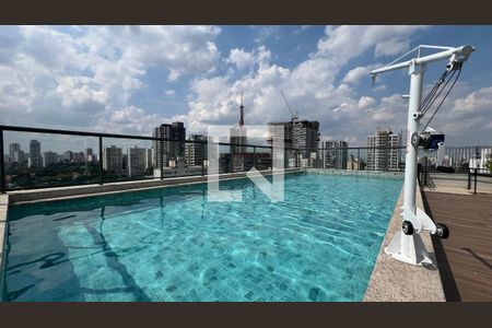 Studio à venda com 33m², 1 quarto e sem vagaPiscina