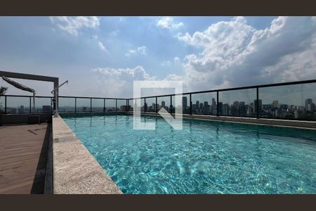 Studio à venda com 33m², 1 quarto e sem vagaPiscina