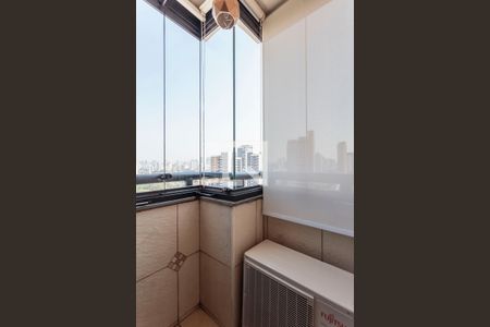 Apartamento à venda com 97m², 3 quartos e 2 vagasVaranda