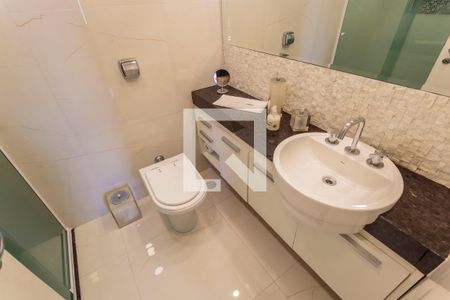 Apartamento à venda com 97m², 3 quartos e 2 vagasBanheiro Social