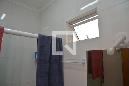 Casa à venda com 100m², 3 quartos e 1 vagaBanheiro da Suíte 2