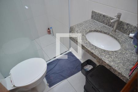 Casa à venda com 100m², 3 quartos e 1 vagaBanheiro da Suíte 2
