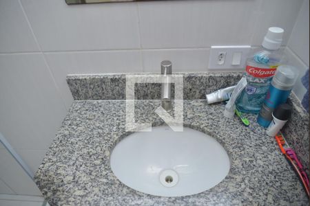 Casa à venda com 100m², 3 quartos e 1 vagaBanheiro da Suíte 2