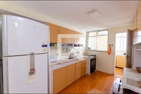 Apartamento à venda com 236m², 4 quartos e 3 vagasCozinha
