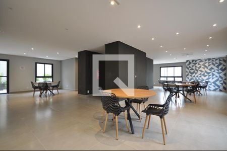 Apartamento para alugar com 38m², 2 quartos e sem vagaÁrea comum - Salão de festas