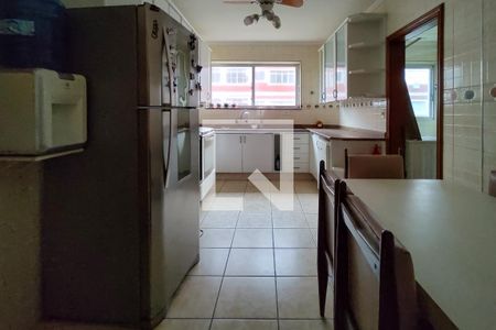 Apartamento para alugar com 141m², 3 quartos e 2 vagasCozinha