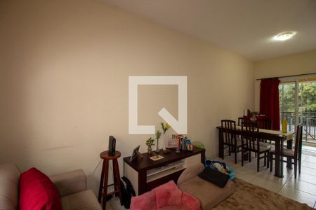 Sala de casa de condomínio à venda com 3 quartos, 147m² em Vila Adalgisa, São Paulo