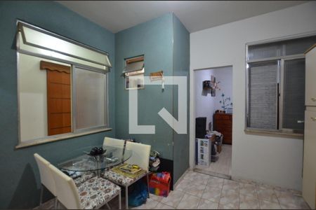 Casa à venda com 110m², 4 quartos e 1 vagaCopa