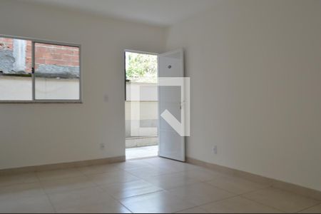 Sala de apartamento para alugar com 2 quartos, 53m² em Taquara, Rio de Janeiro