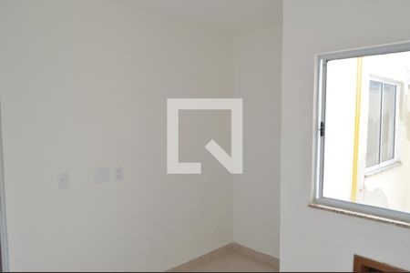 Quarto 2 de apartamento para alugar com 2 quartos, 53m² em Taquara, Rio de Janeiro