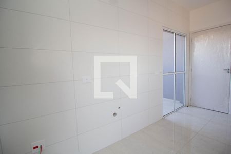 Cozinha de apartamento à venda com 2 quartos, 57m² em Vila Mangalot, São Paulo