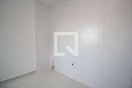 Cozinha de apartamento à venda com 2 quartos, 57m² em Vila Mangalot, São Paulo