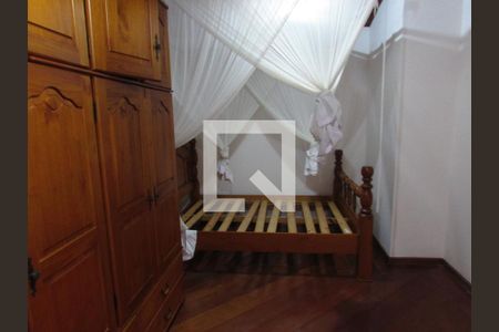 Casa à venda com 187m², 4 quartos e 2 vagasSuíte 2