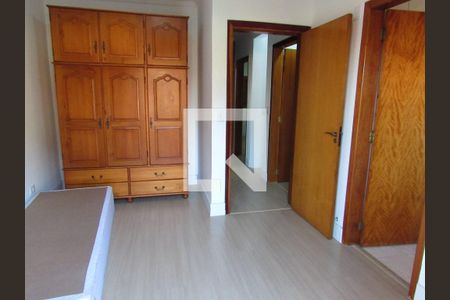 Casa à venda com 187m², 4 quartos e 2 vagasSuíte 1