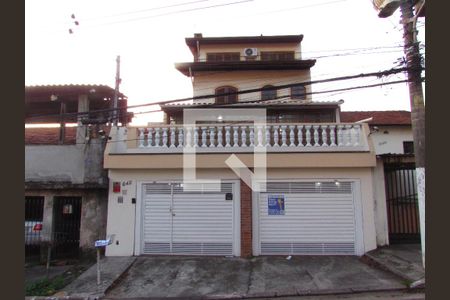 Casa à venda com 187m², 4 quartos e 2 vagasFachada