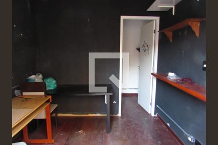 Casa à venda com 187m², 4 quartos e 2 vagasEscritório